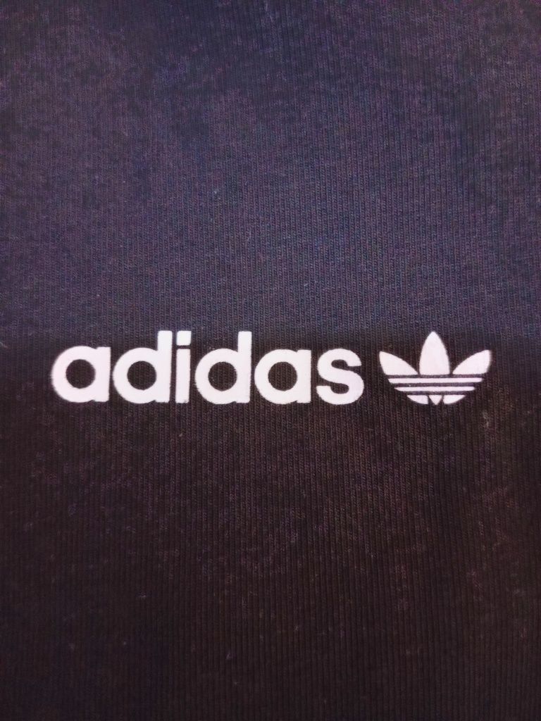 Оригинална дамска тениска на Adidas