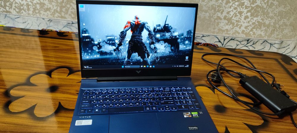 Игровой монстр HP VICTUS REYZN7 5800H/RTX 3060 на 6гб/ОЗУ 16гб/SSD 512