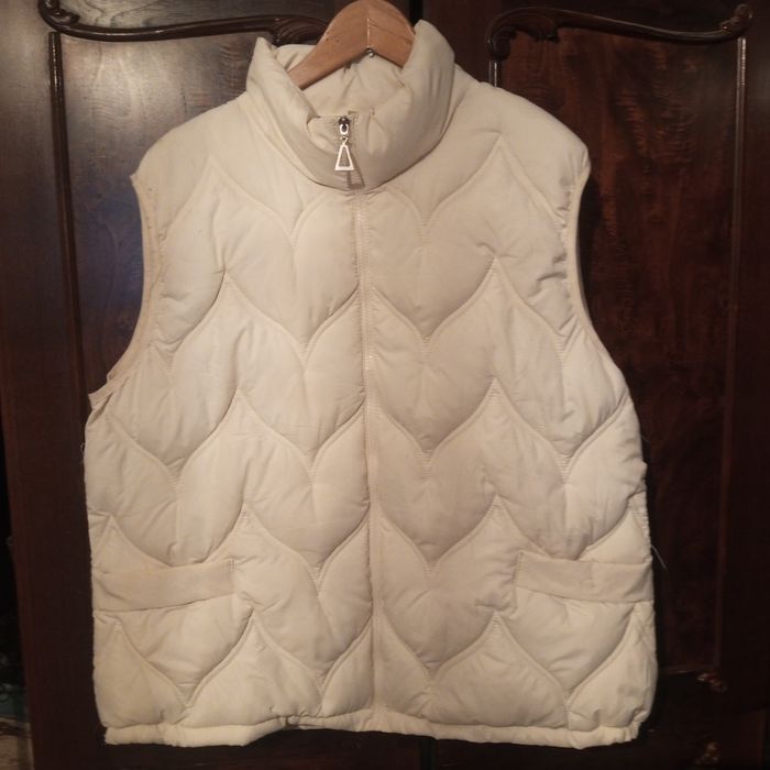 Жилеты разные больших размеров