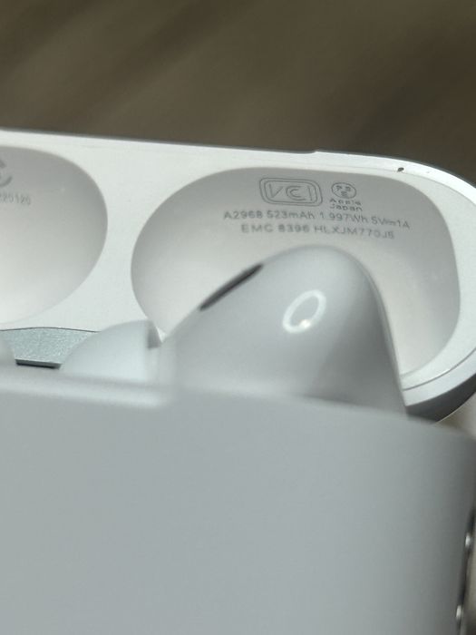 Apple AirPods Pro 2 – noi,desfăcute pentru poze