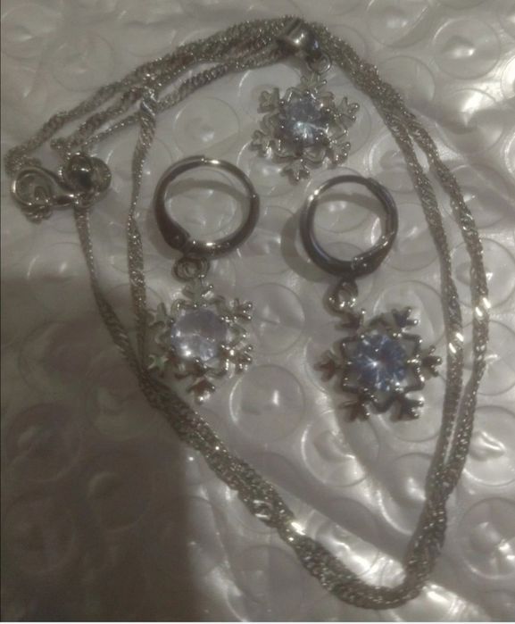 Нов Сребърнен Сет със Снежинки