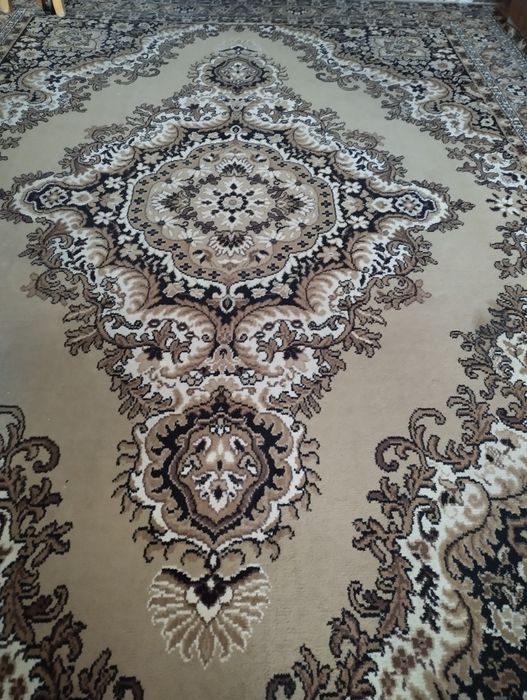 Продам натуральный ковер б/у