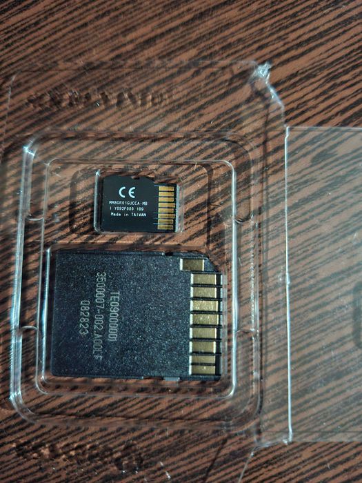 Card microSD 1 GB si adaptor Kingston