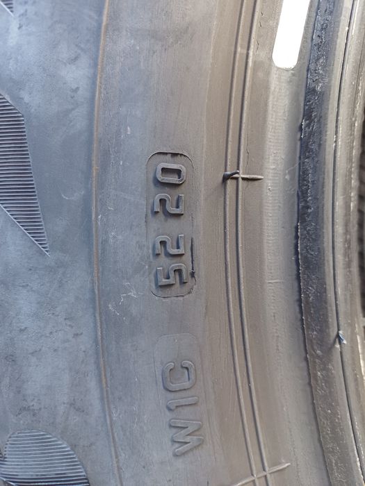 Гуми 235/60/18 Бриджстоун