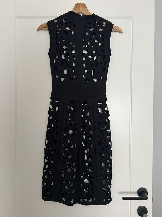 Oferta rochie Murmur cu perforatii