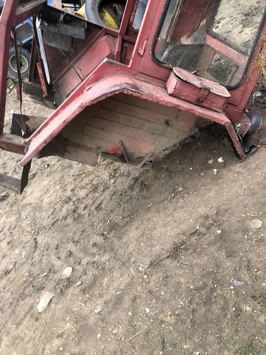 Cabina pentru tractor fiat 445