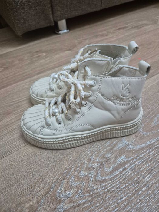 Ботинки для девочки 34 размер