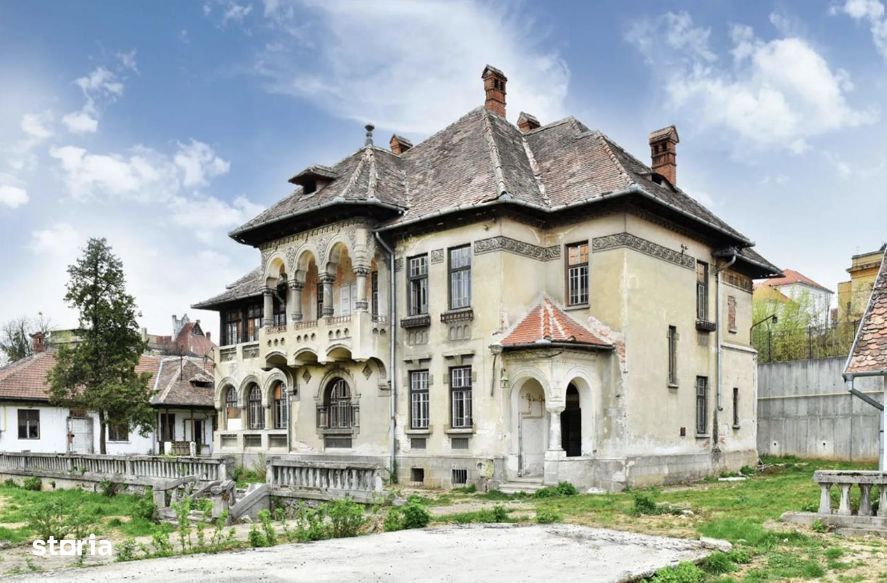 Vila in zona centrala - Monument istoric emblematic