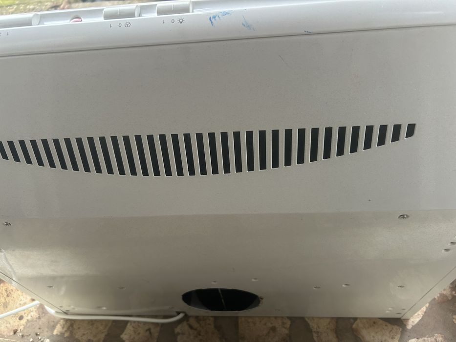 Hotă de bucătărie Artic, aproape nouă