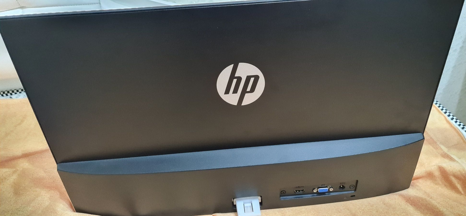 Монитор Hp 24 Full HD