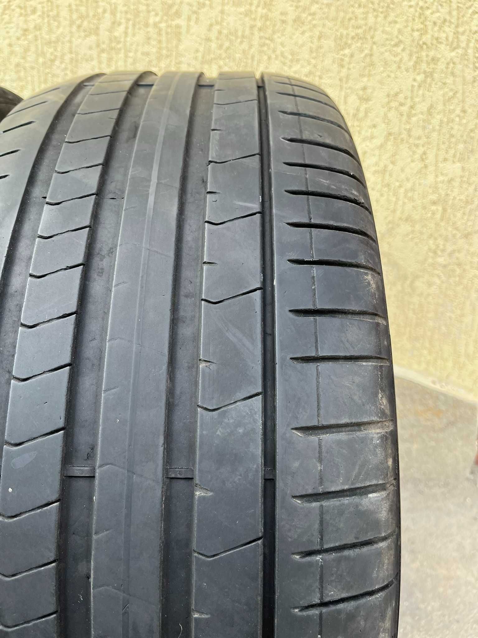 2 бр. летни гуми 285/45/21 Pirelli RSC  DOT 3820 4,5 mm