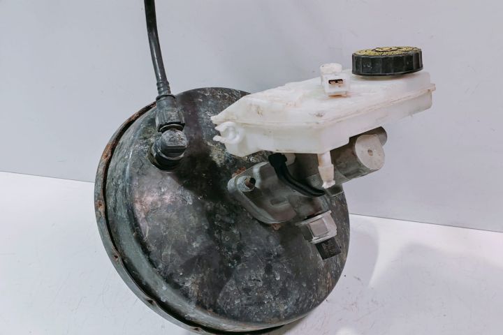 Tulumba servofrana cu pompa centrala Peugeot 206 prima generatie (fac