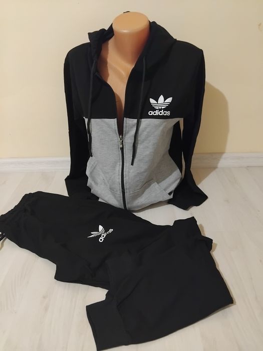 Trening dama Adidas.