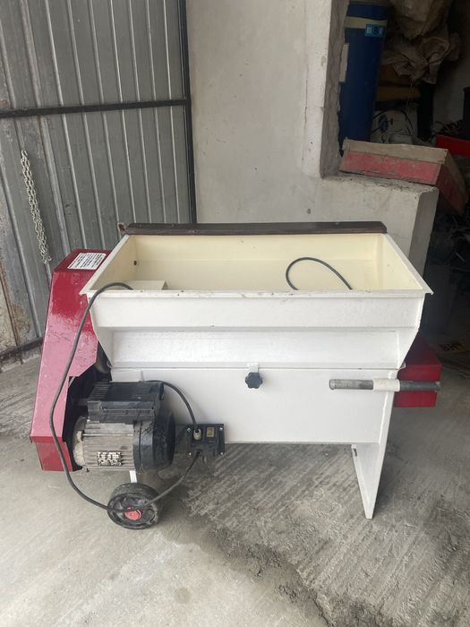 Vand desciorchinator struguri