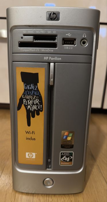 Pc Desktop Retro/Vintage HP Pavilion 7605.fr Windows XP - AMD Athlon64