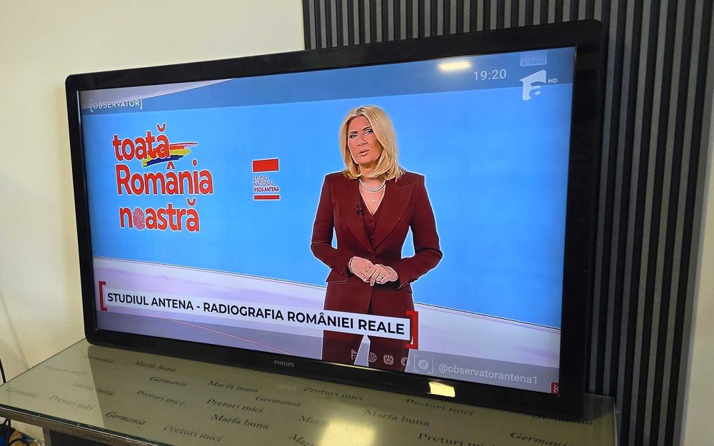 TV lcd - Philips 47PFL3007H - 47 inch/118 cm - impecabil