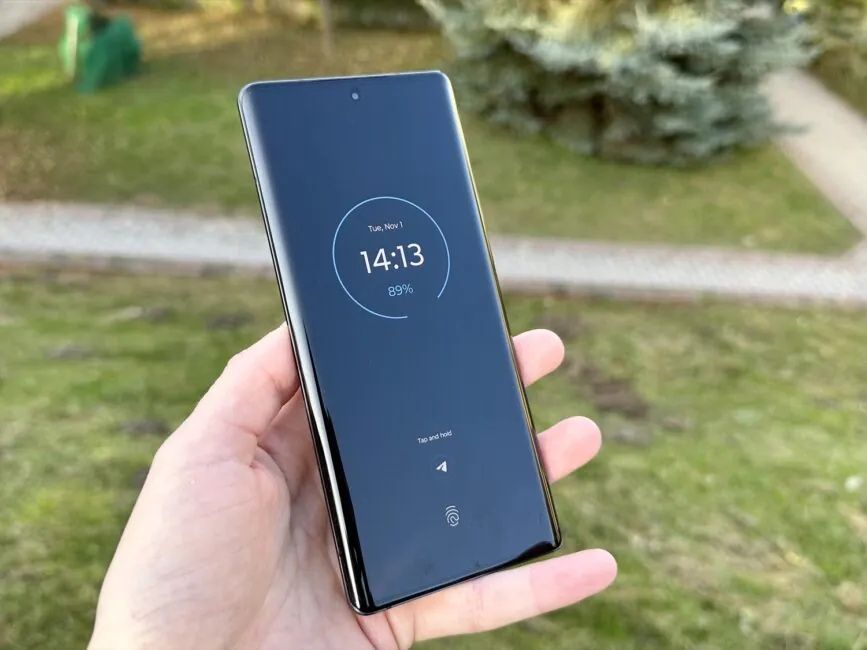 Motorola Edge 30 Ultra с 10 месеца гаранция + подаръци
