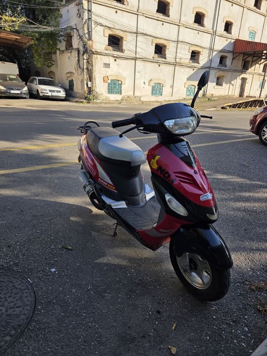Scuter 50cc motor kimco