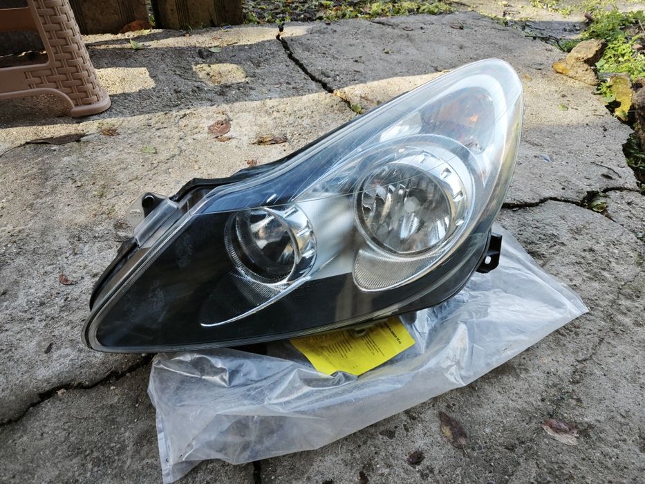 Фар за Опел корса Д