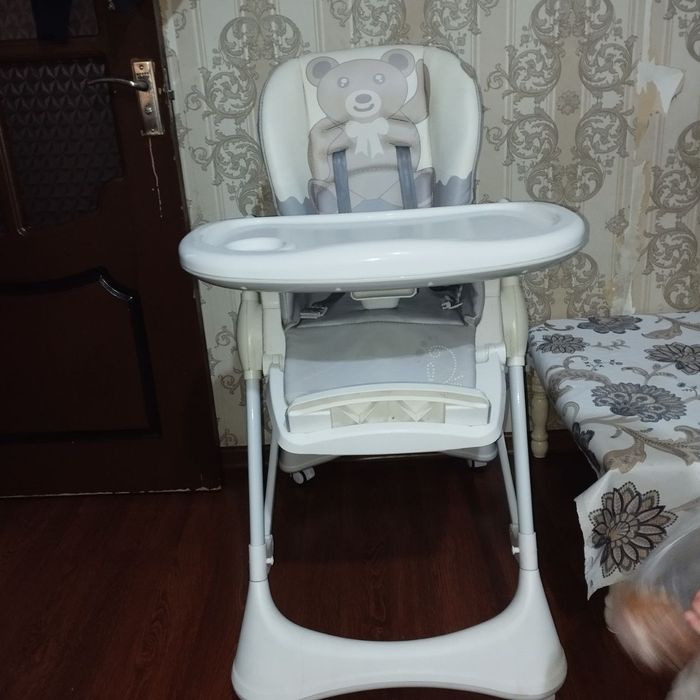 Продам стулчик для кормления 2 в 1