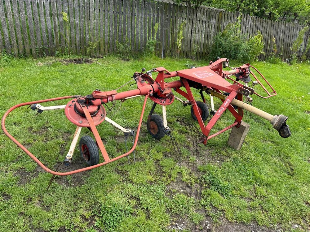 Grebla de impratiat fan / piruieta / ravasitoare Deutz Fahr