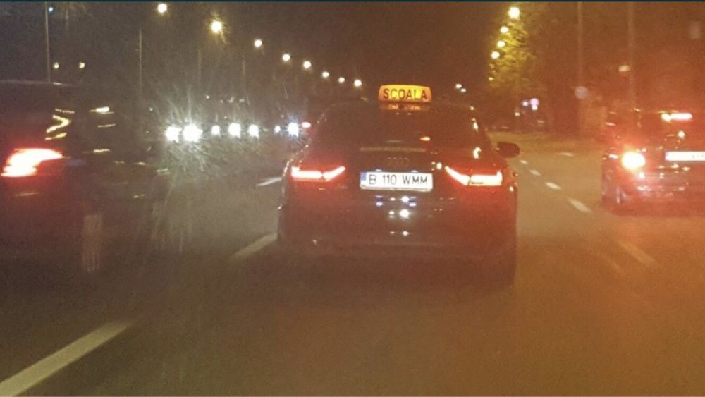 Casete, cupole , lampi , cuca pentru scoli de soferi