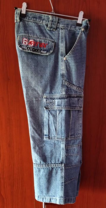 Blugi de calitate ,trei sferturi REMIX