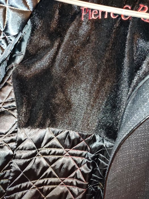 Palton barbati Pierre Carlos in stare impecabila