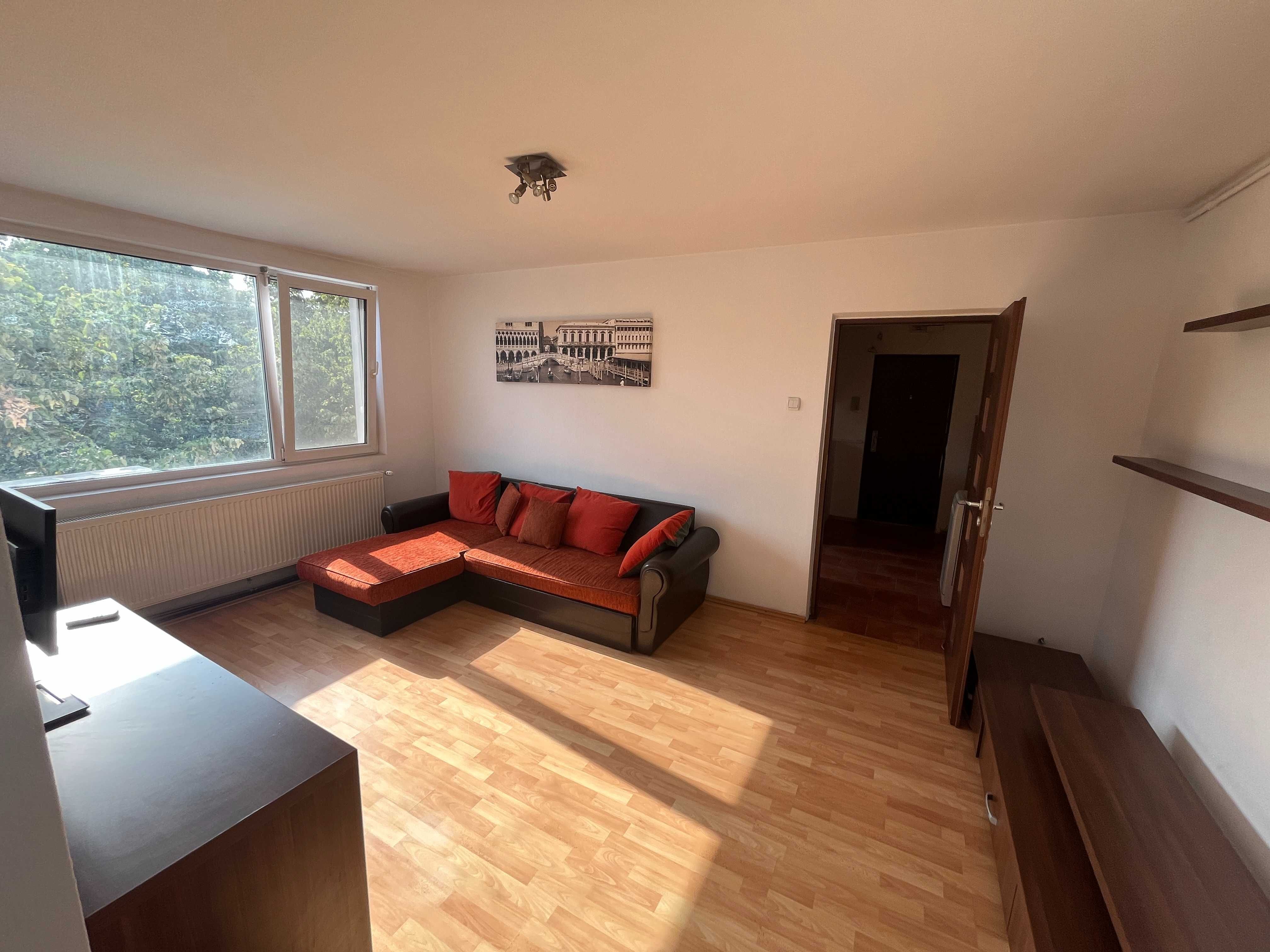 Apartament 3 camere 63 mp 4/4 Valea Oltului Drumul Taberei