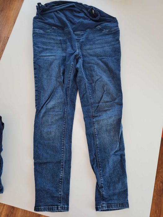 4 perechi Pantaloni gravide marimea 40 ( noi, usor purtati)si o bluza