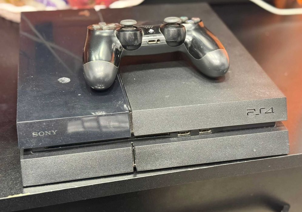 HOPE AMANET P2-Playstation 4 500 GB / Playstation Store blocat