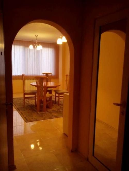 Дава се под наем Двустаен апартамент в София, Център - 55 кв.м за 560 € - Снимка #17