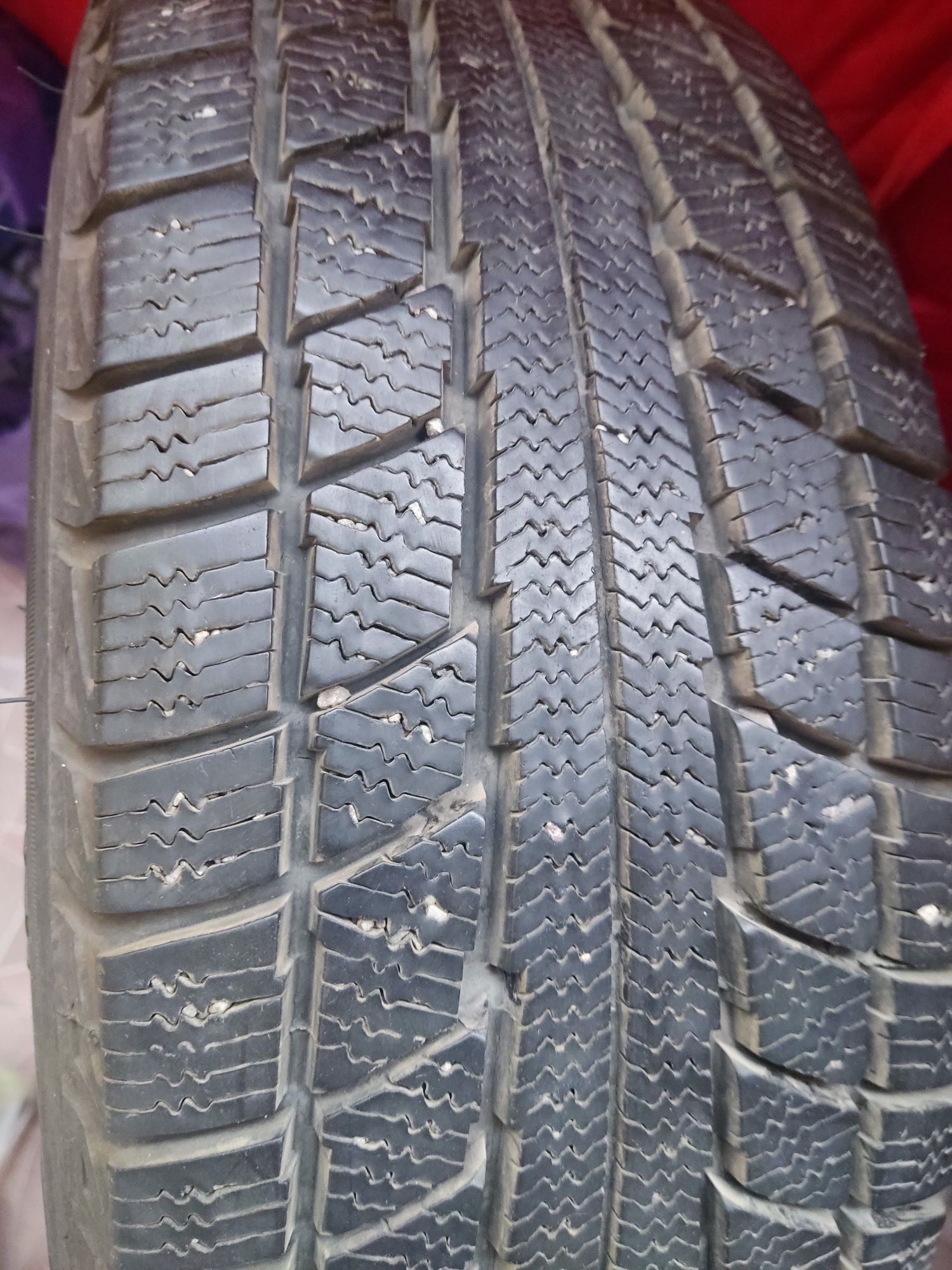 Шины зимние 185/65 R15