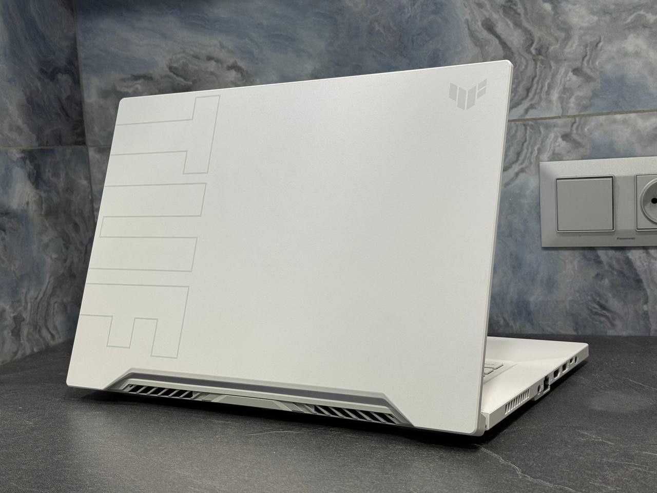 ASUS TUF Gaming F15  24Gb DDR4 2TB SSD NVMe
