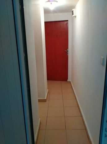 Дава се под наем Едностаен апартамент в Бургас, Център - 35 кв.м за 100 € - Снимка #1