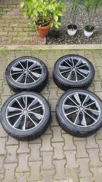 Jante Renault Original R17 5x114.3, Anvelope All-Season 205/50R17 93V