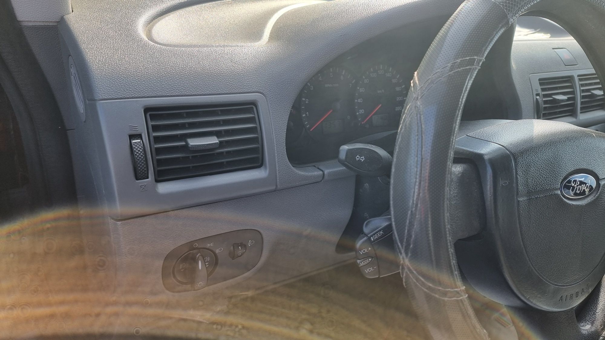 Ford Tourneo connect 1.8 газ/бензин