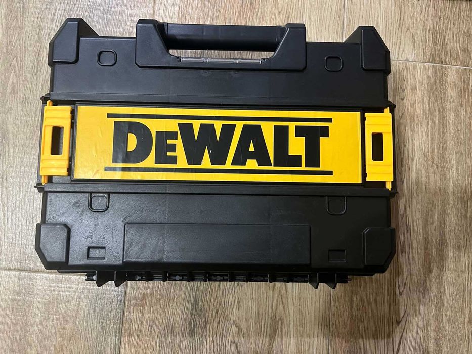 Акумулаторен винтоверт DeWALT RX