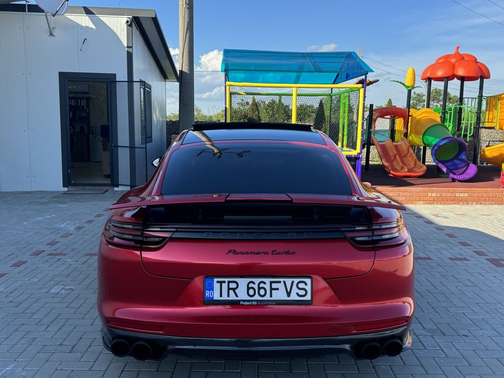 Porsche panamera turbo 4.0 V8 750cp