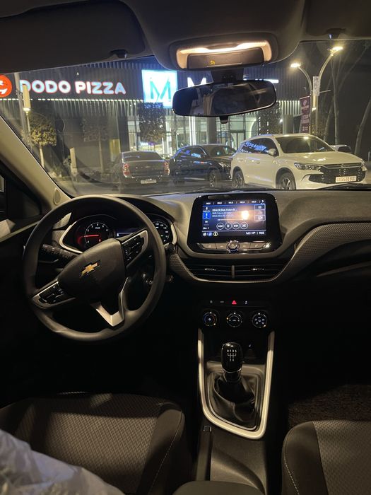 Onix 3 lt  | 2024  |  1 400 km