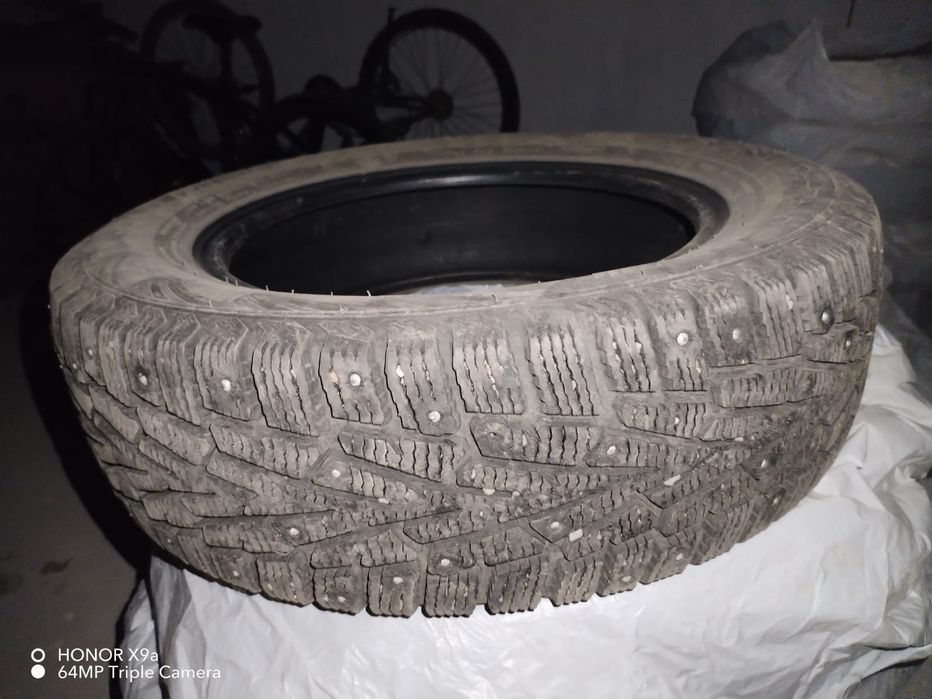 Продается зимние шины