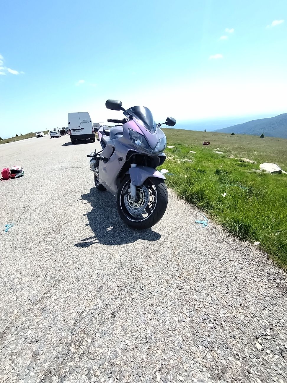 Honda cbr 35kw  f4i custom