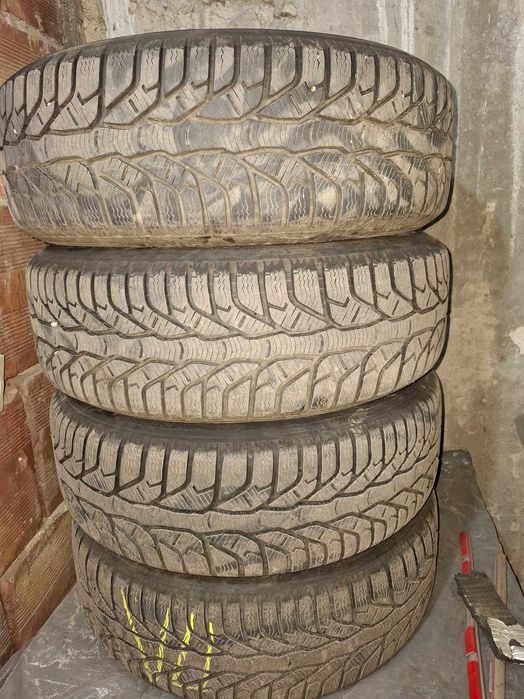 Зимни гуми 15 цола