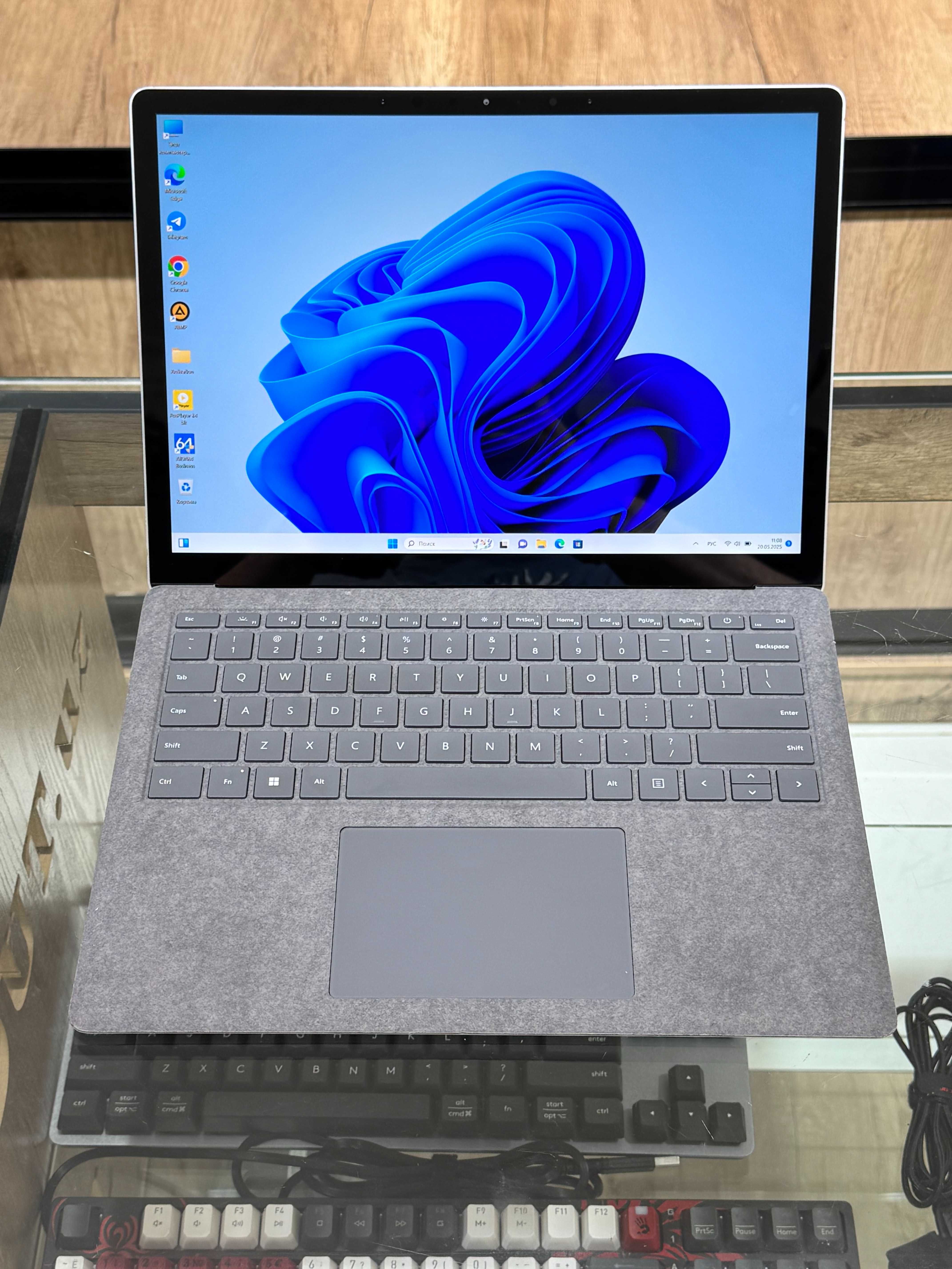 MICROSOFT SURFACE 4 AMD Ryzen 5-4680U озу 8гб, 256ssd Сенсорный