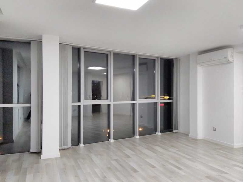 Офис под наем – 93 кв.м в бизнес сграда