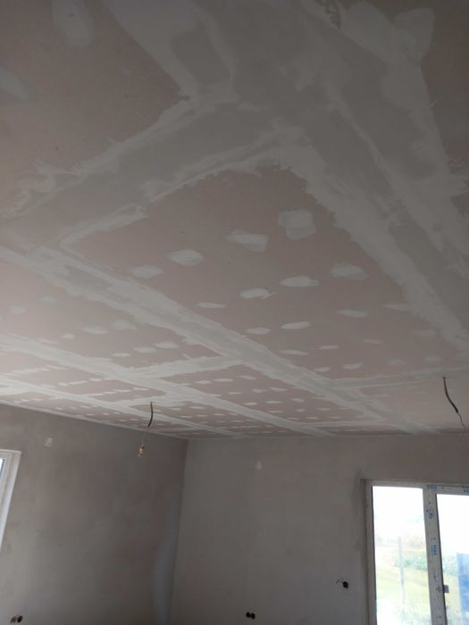 Amenajări interioare si renovari