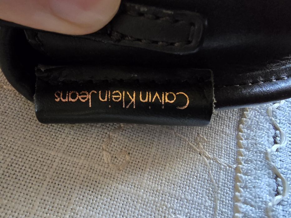 Мини-чанта Calvin Klein