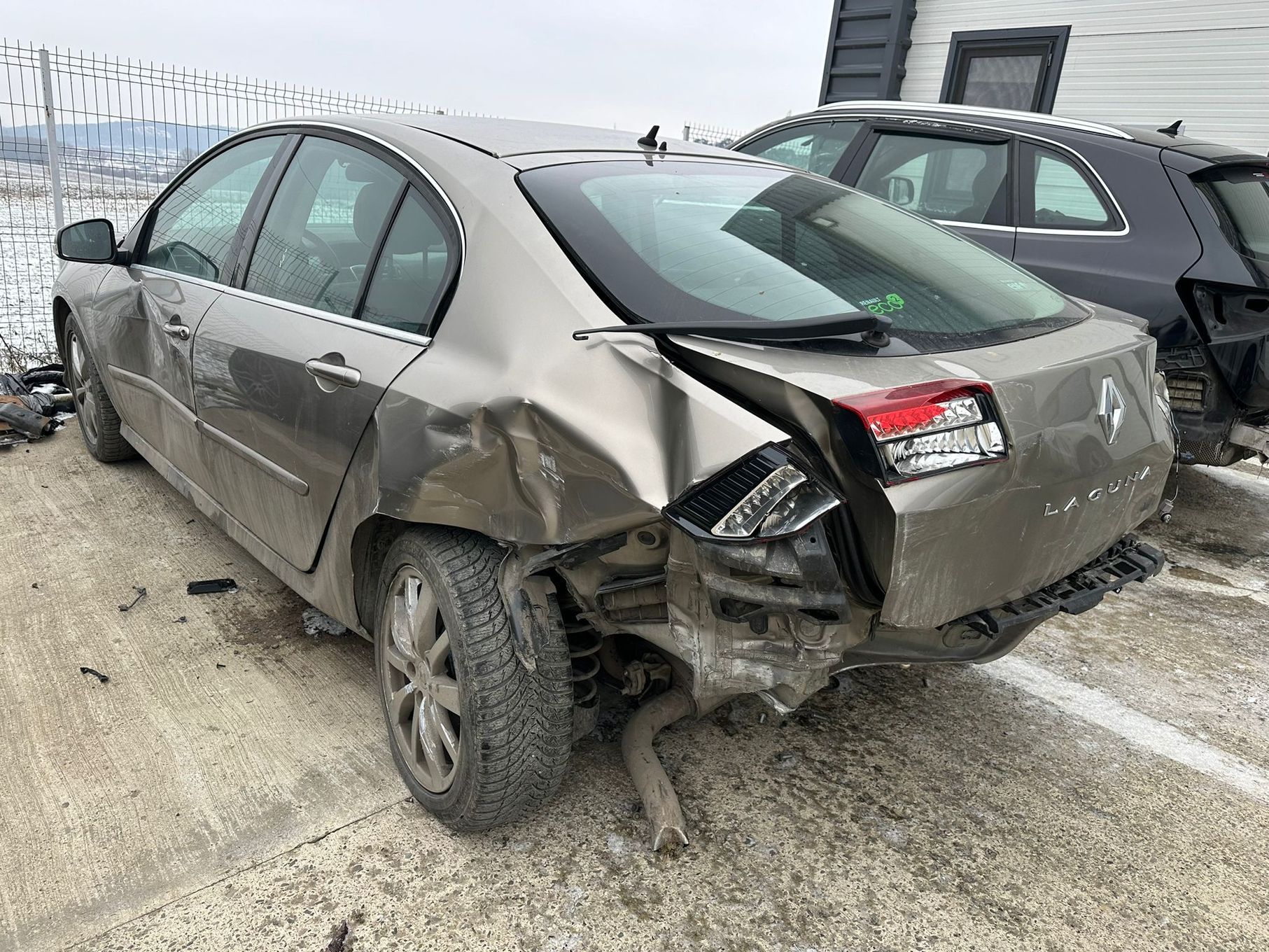 Dezmembrez / Dezmembrari / Piese / Accesorii Renault laguna 3 facelift 2013 1.5 dci k9k 846 volan stanga