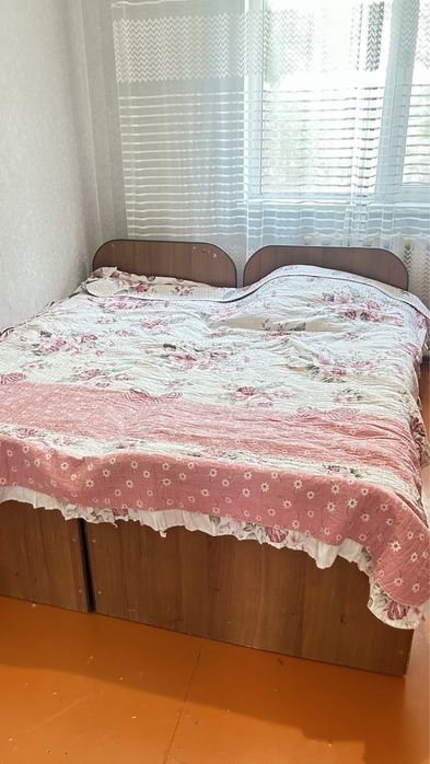 Кровать кровать