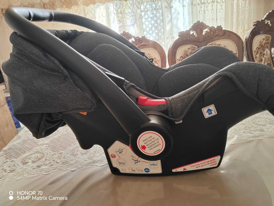 Bolalar uchun avtokreslo holati alo darajada, автокресло